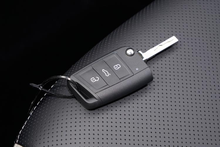 Фото машины 225