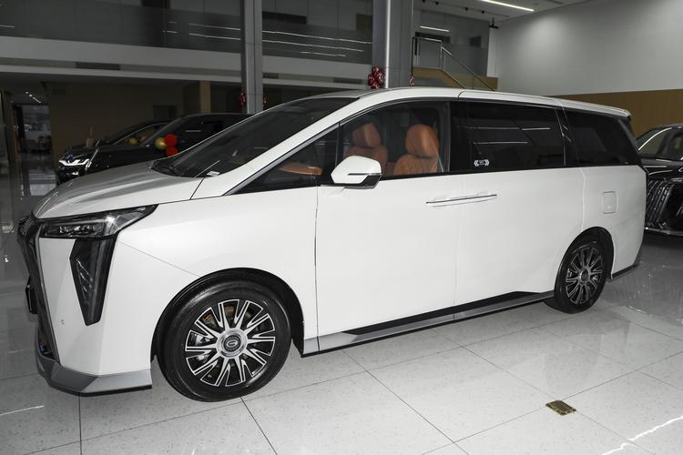 Фото машины 23