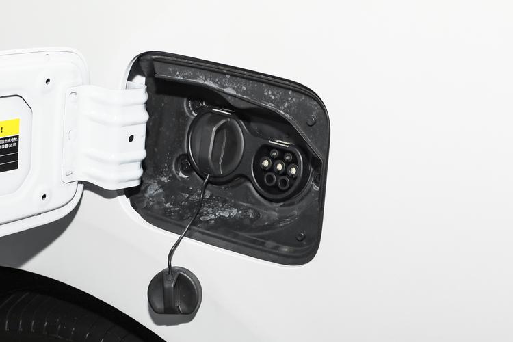 Фото машины 33