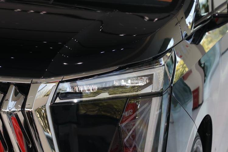 Фото машины 76