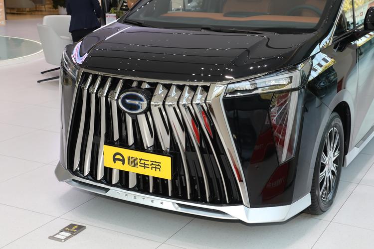 Фото машины 77