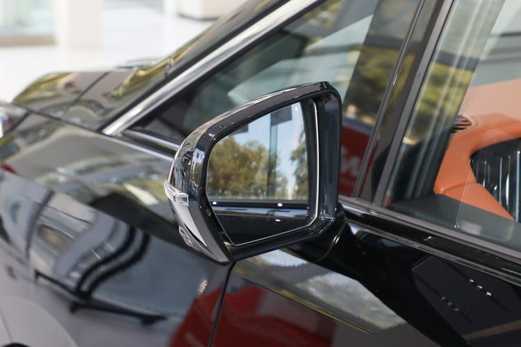 Фото машины 101