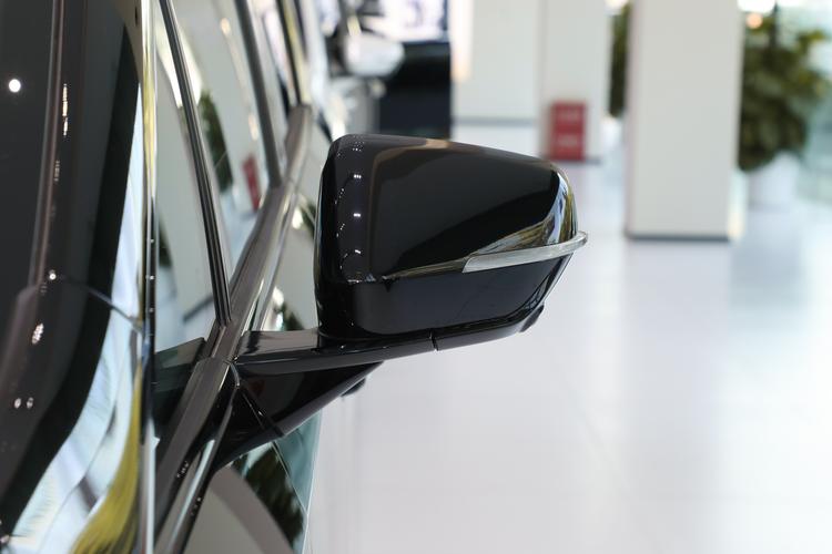 Фото машины 108