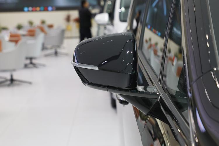 Фото машины 112