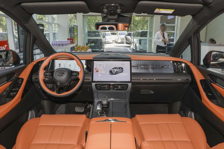 Фото машины 248