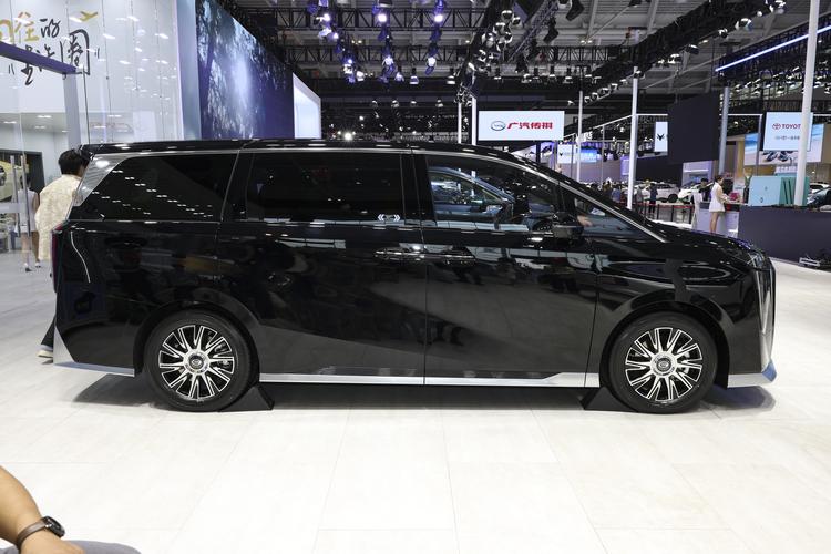 Фото машины 250