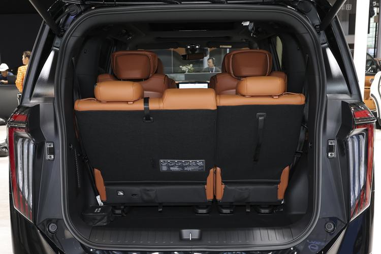 Фото машины 211