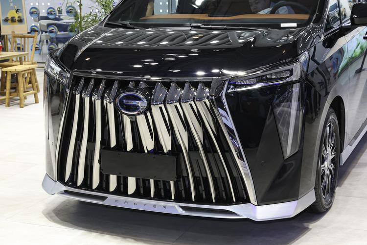 Фото машины 213