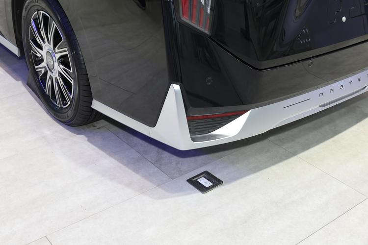 Фото машины 235