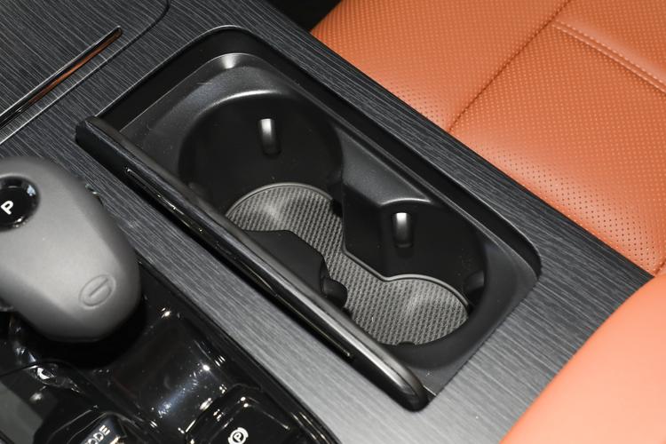 Фото машины 243