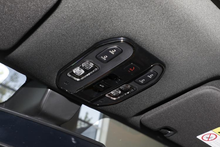 Фото машины 244