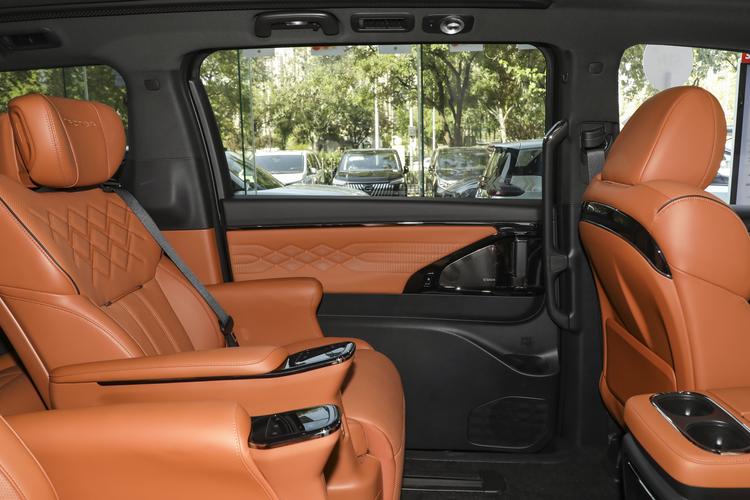 Фото машины 336