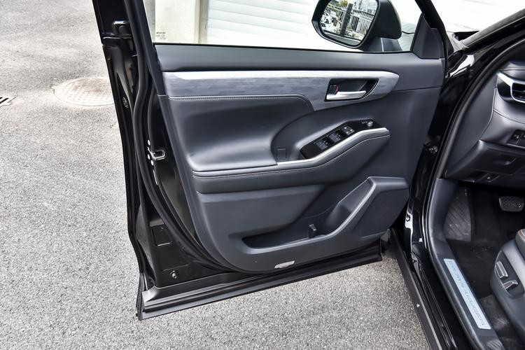 Фото машины 102