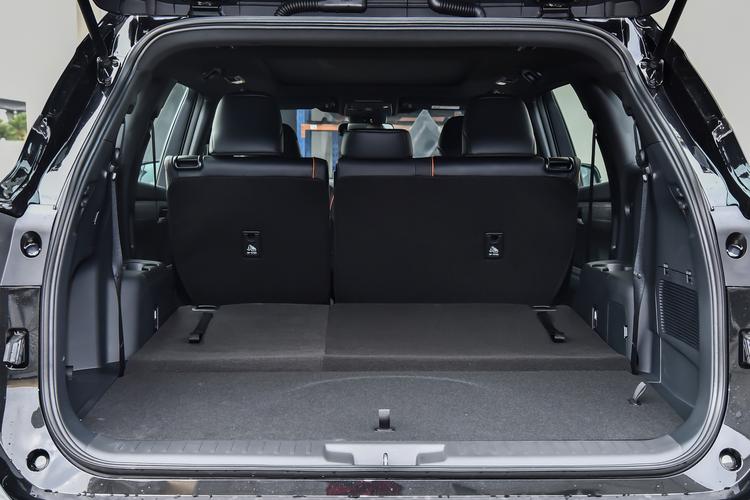 Фото машины 108