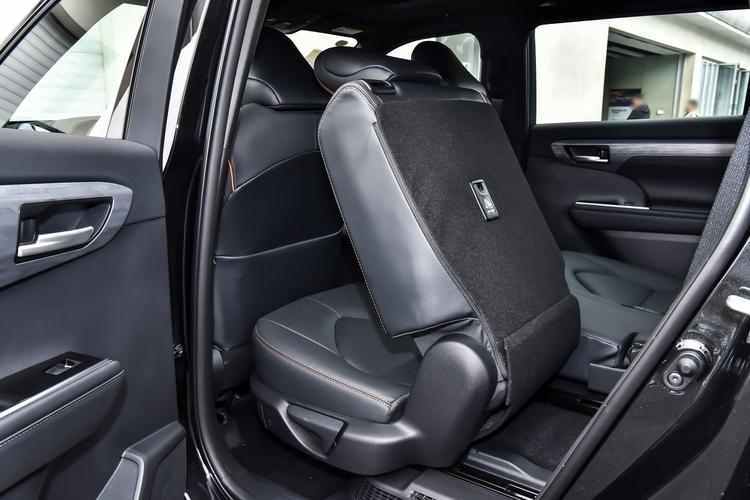 Фото машины 65