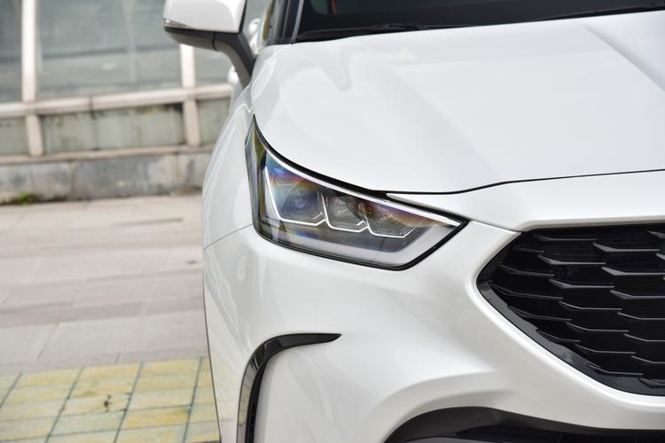 Фото машины 103