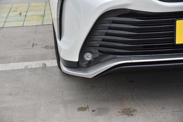 Фото машины 104