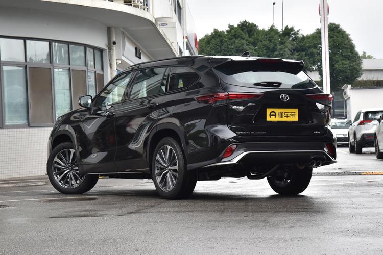 Фото машины 128