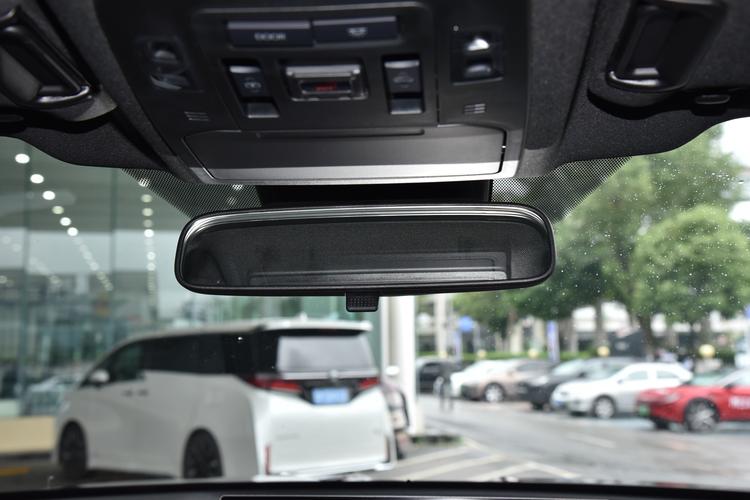 Фото машины 225