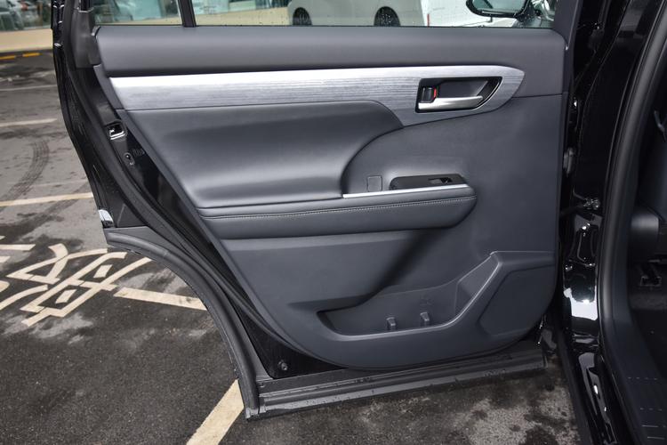 Фото машины 222