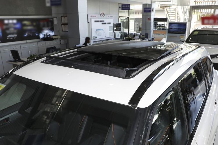 Фото машины 33