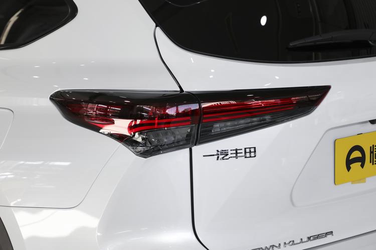 Фото машины 65