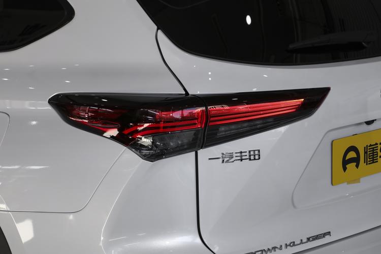 Фото машины 66