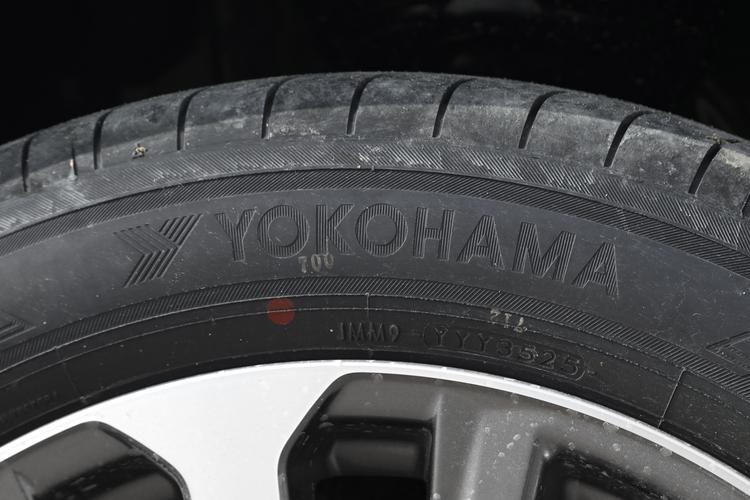 Фото машины 76