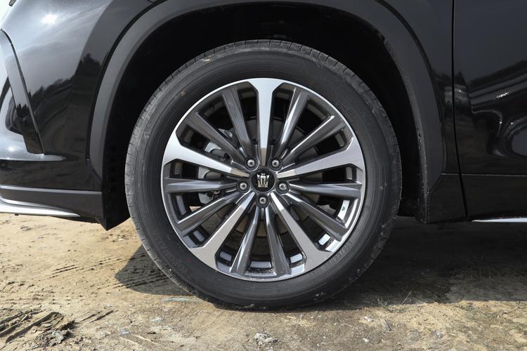 Фото машины 77