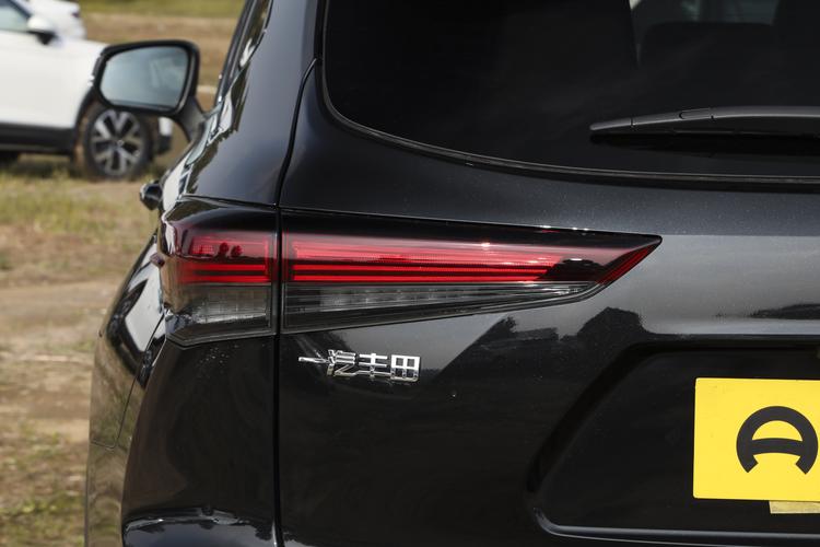 Фото машины 124