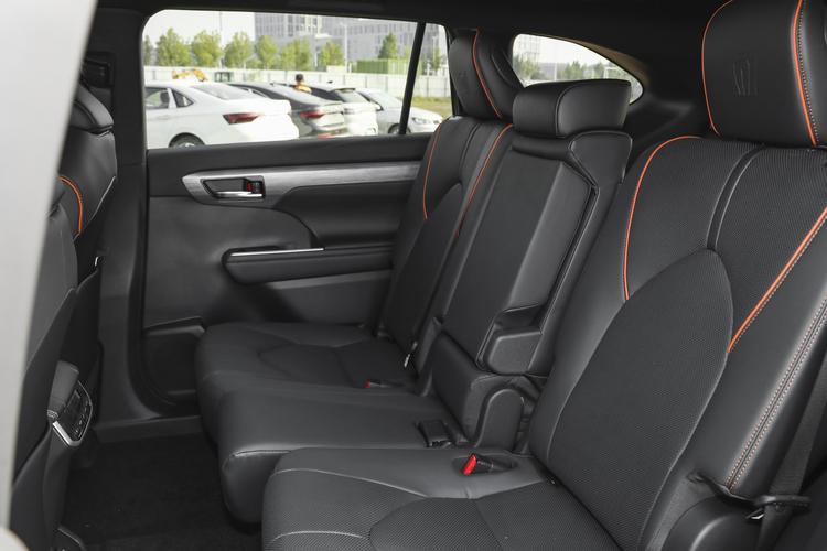 Фото машины 214