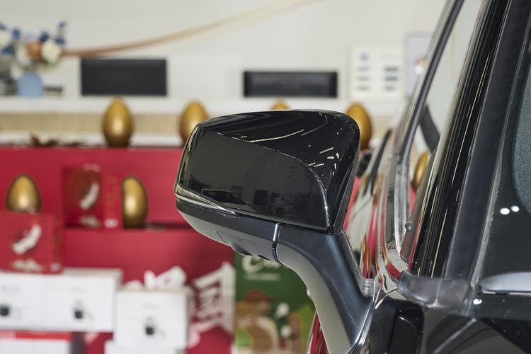 Фото машины 77