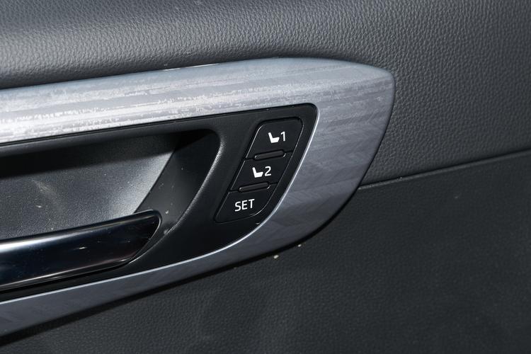 Фото машины 160