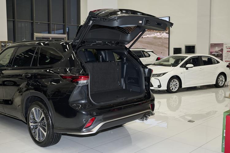 Фото машины 109