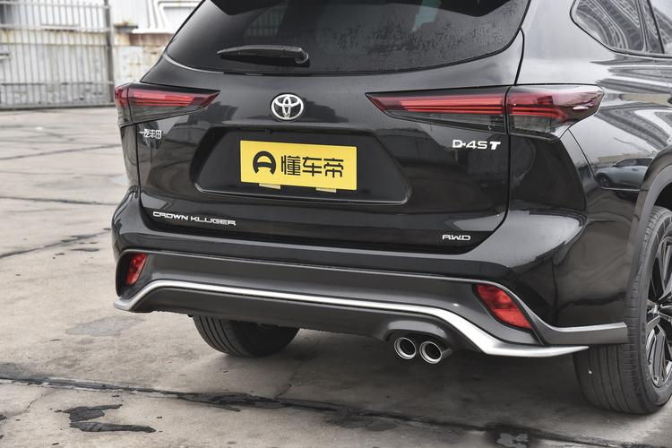 Фото машины 112