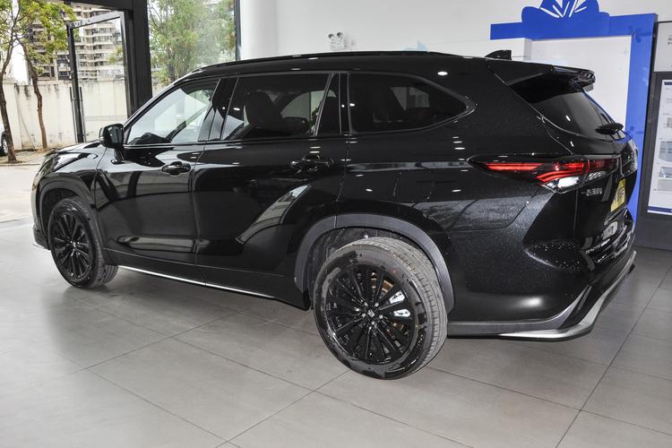 Фото машины 68