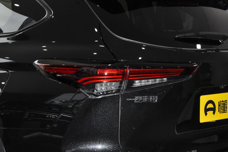 Фото машины 108