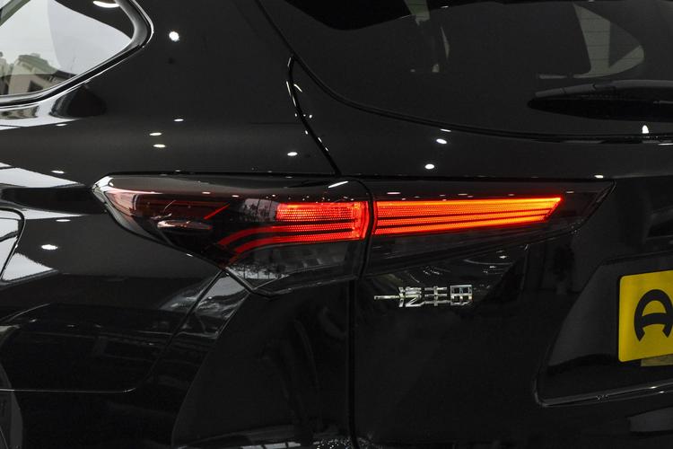 Фото машины 109