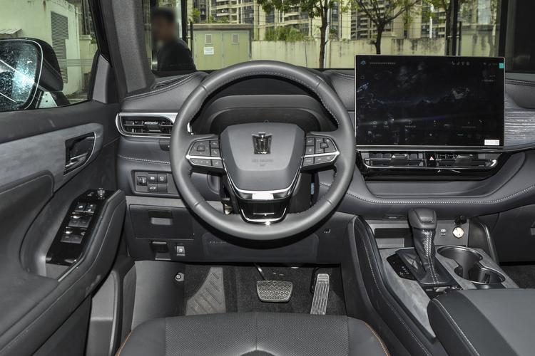 Фото машины 240