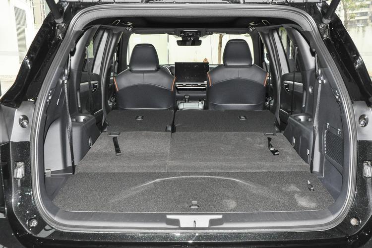 Фото машины 216