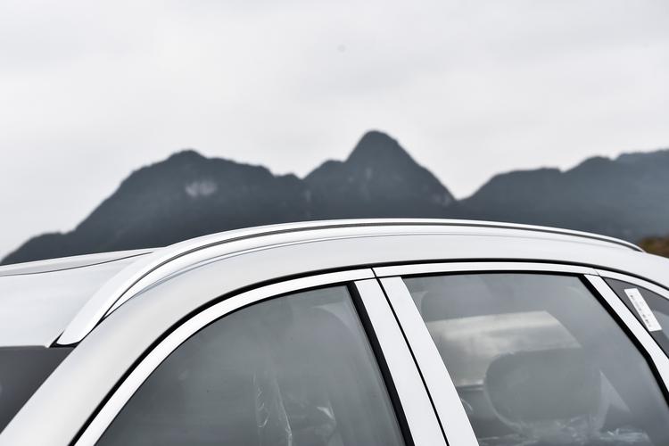 Фото машины 212