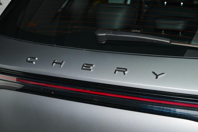 Фото машины 320