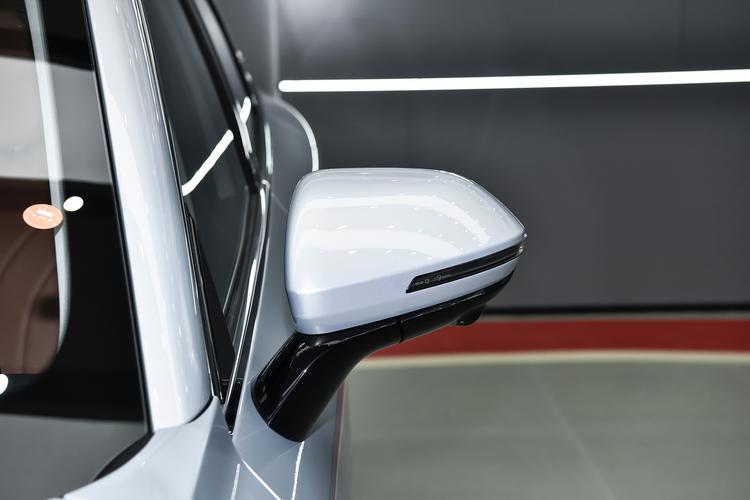 Фото машины 107