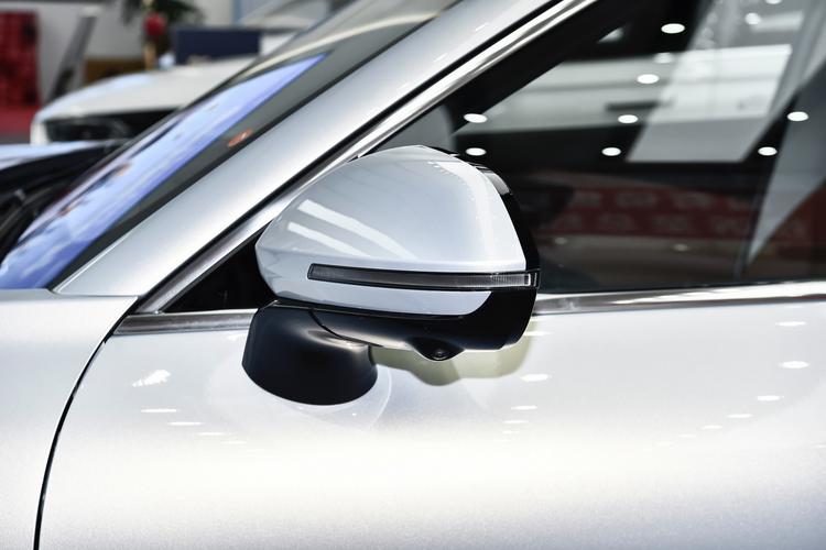 Фото машины 109