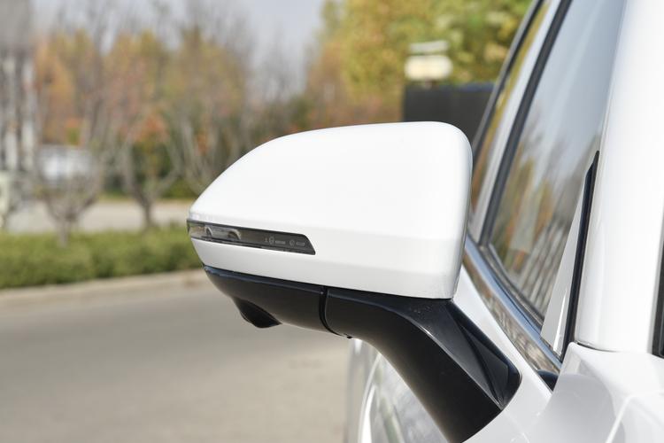 Фото машины 220