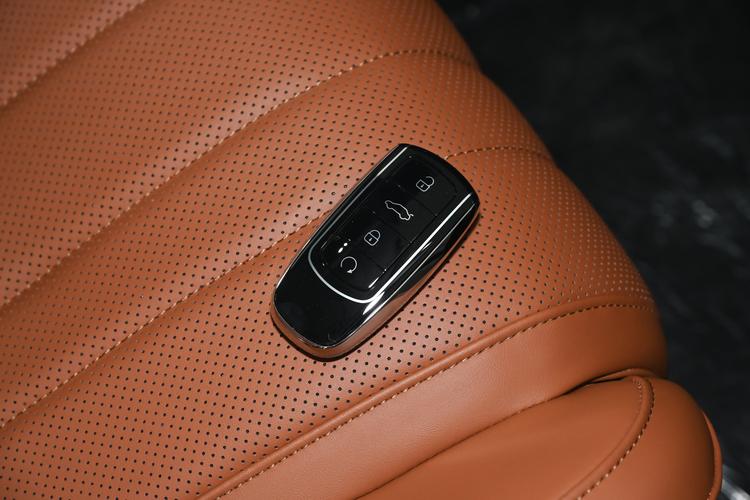 Фото машины 305