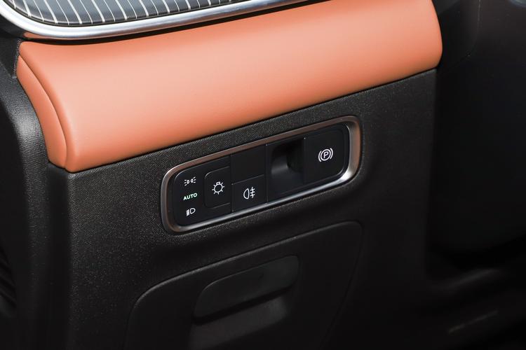 Фото машины 399