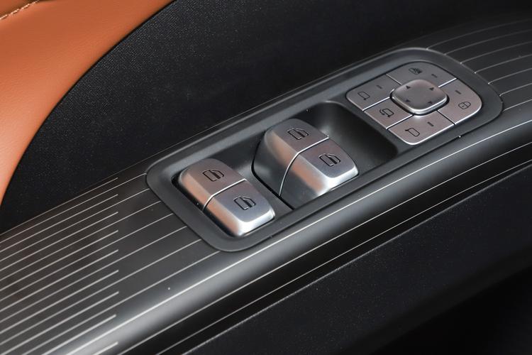 Фото машины 636