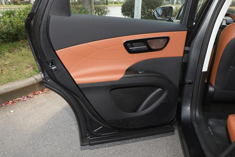 Фото машины 637