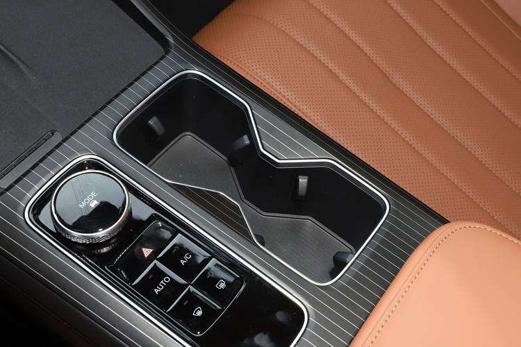 Фото машины 683